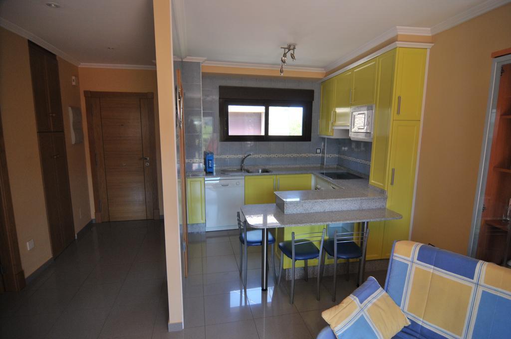 Apartamentos Turisticos Vilagarcía- Rio Ulla Vilagarcía de Arousa Habitación foto